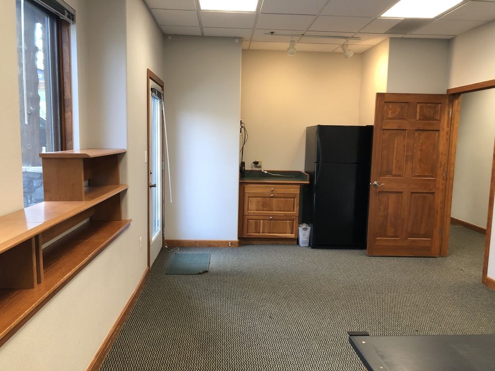 Southview Office Condo: 30792 Southview Dr, Evergreen, CO 80439